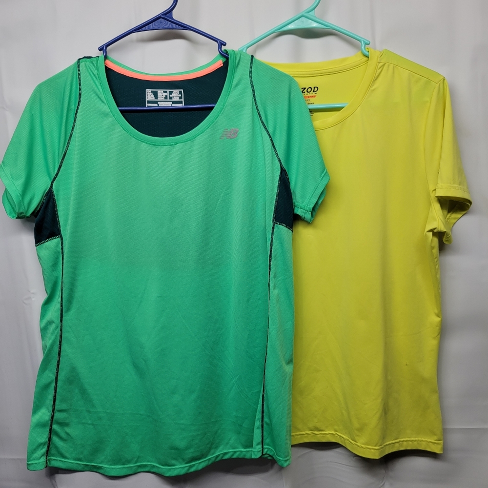Athletic Tshirt Bundle Women's Large